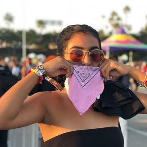 Meet your Posher, Arly